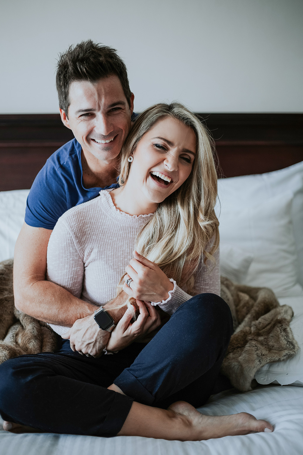 Fun couple photoshoot ideas 27