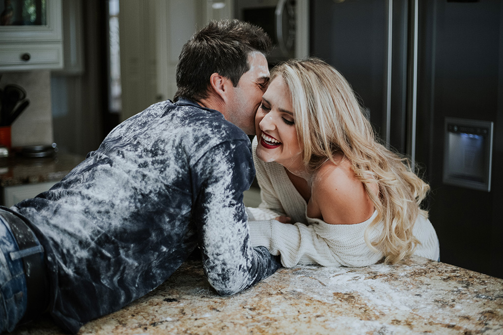 Fun couple photoshoot ideas 51